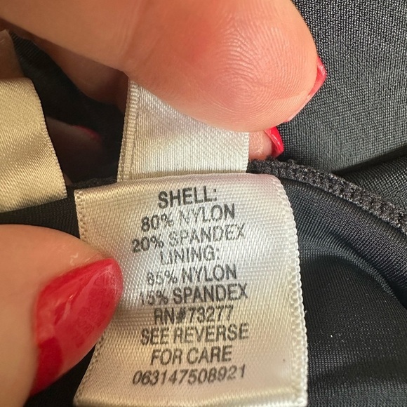 Croft & Barrow ruffled swim skirt tummy control black‎ 24W - Picture 5 of 6